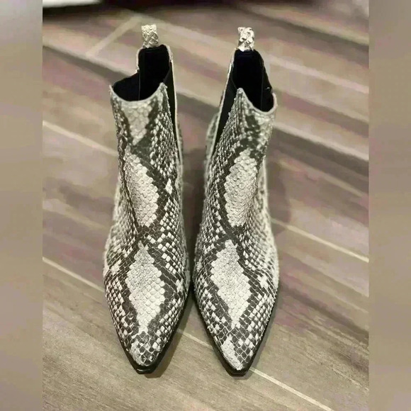 Mark Fisher Marc Fisher Yare + snakeskin pointy toe ankle boots 5.5M - Picture 1 of 8